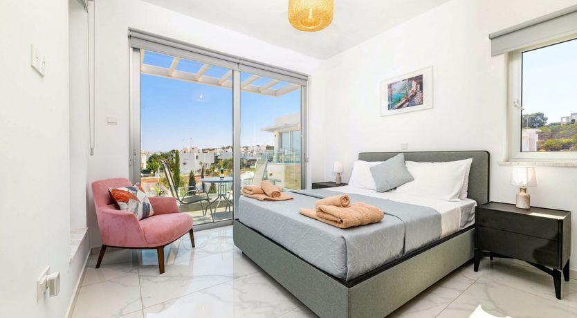 Photo of A Drop of White