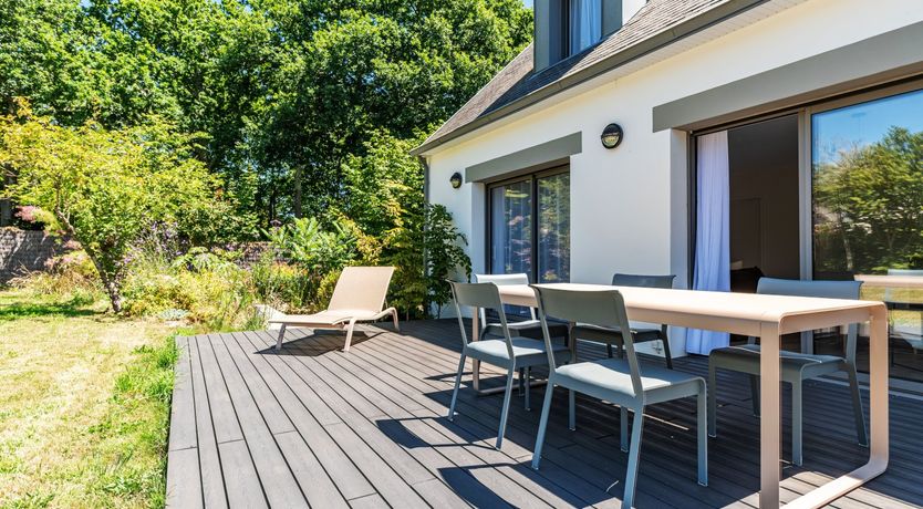 Photo of Weigela Refuge