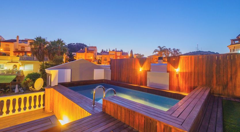 Photo of Deck-top Daydream