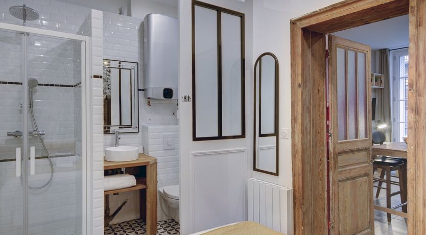 Photo of Paper, Prints & Pops of Colour