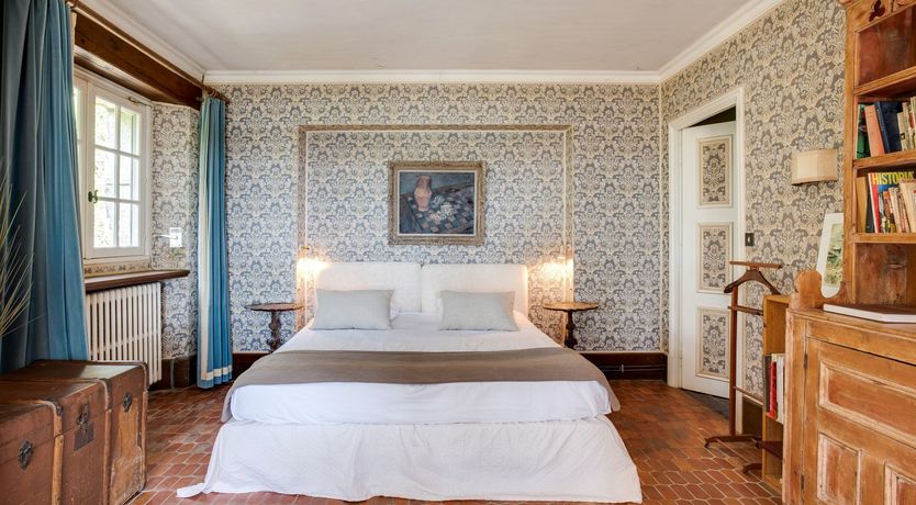 Photo of Maison Champagne