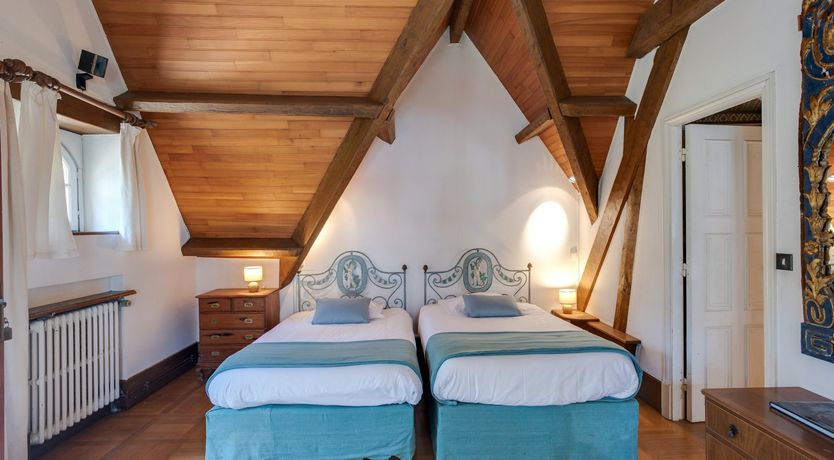 Photo of Maison Champagne