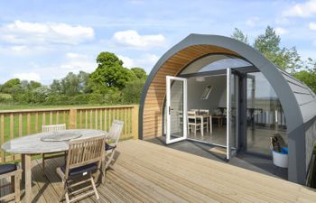 The Lakeside Glam-pod Holiday Cottage