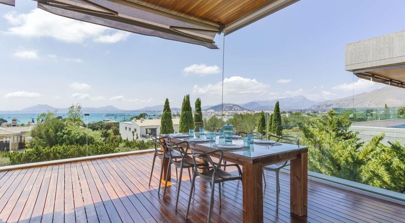 Photo of The Modern Compass