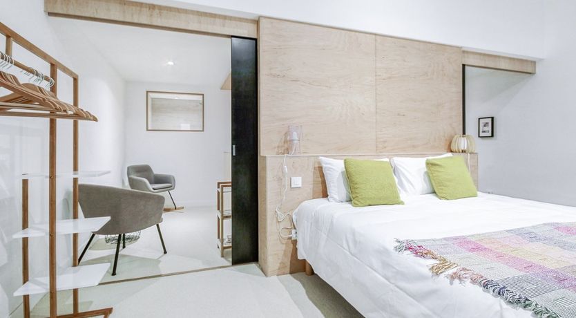 Photo of Woodside Townhouse