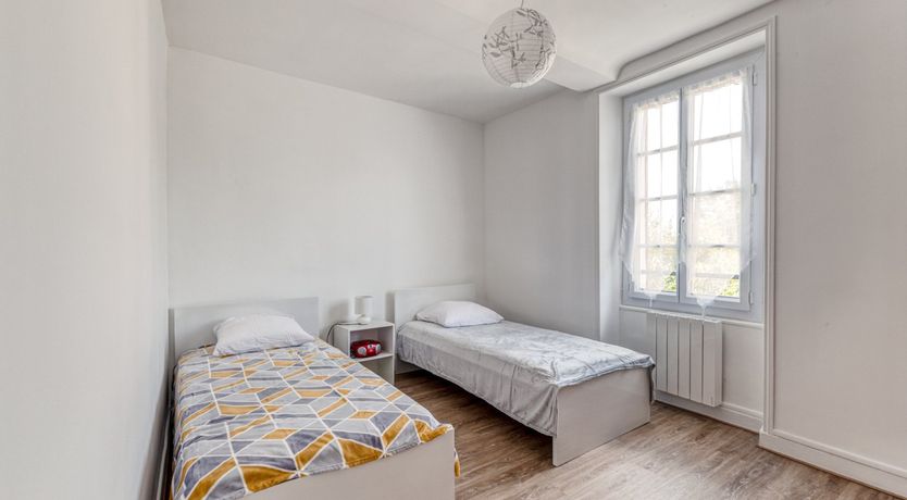 Photo of Crack the Shutters