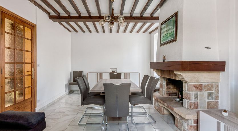 Photo of Crack the Shutters