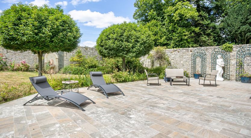 Photo of The Magic of the Manor