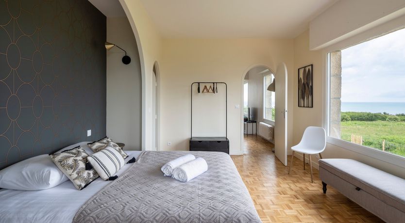 Photo of Stillness of the Sea