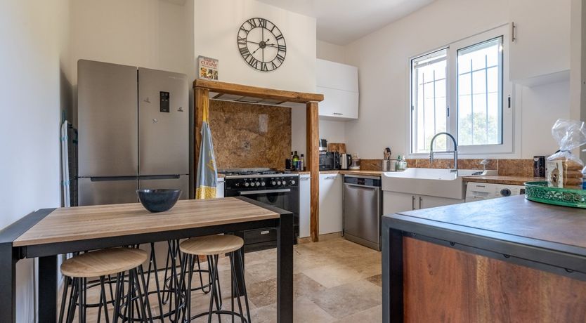 Photo of Un Verre De Vin