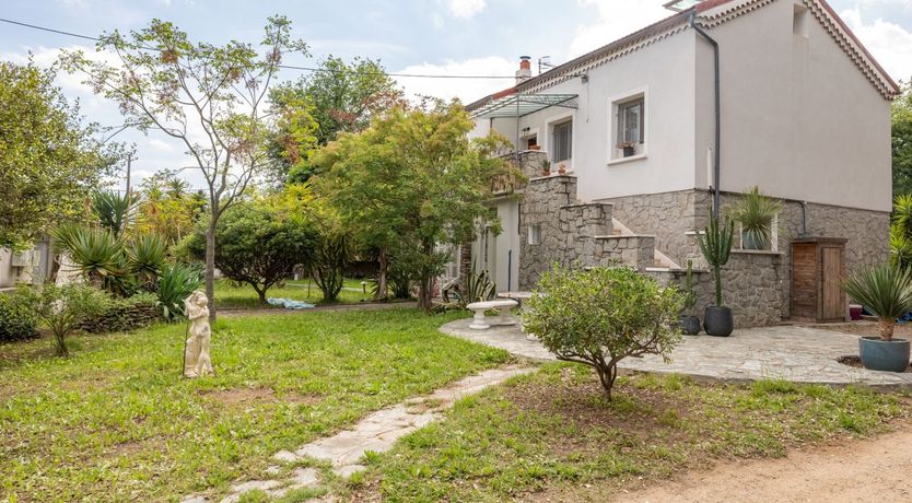 Photo of Un Verre De Vin