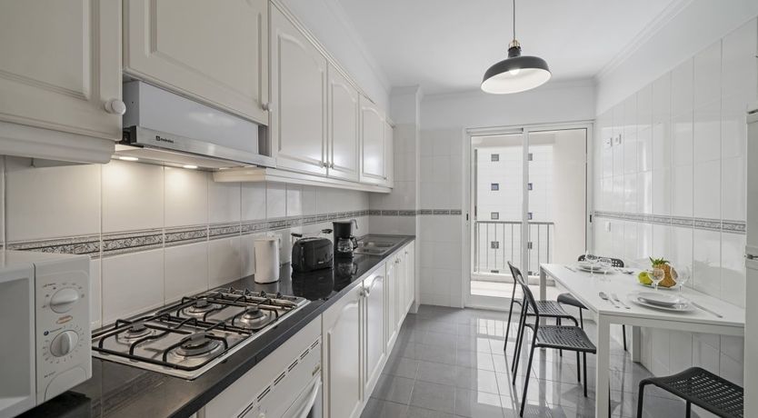 Photo of Throwing Shapes