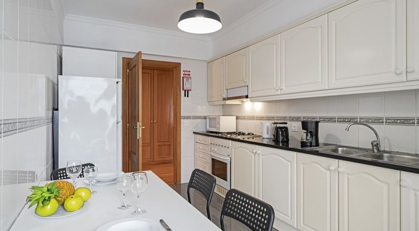 Photo of Throwing Shapes