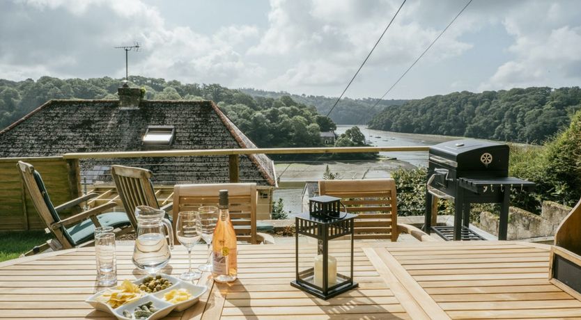 Photo of Upon The Hyldreth