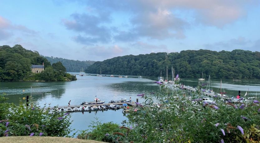 Photo of Upon The Hyldreth