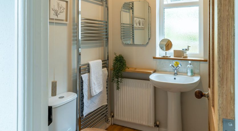 Photo of Upon The Hyldreth