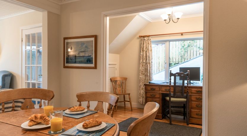 Photo of Upon The Hyldreth