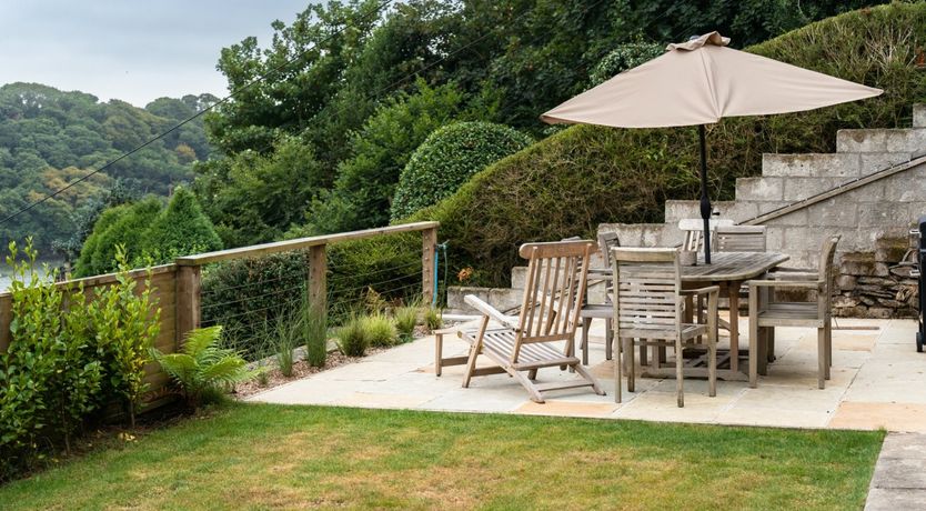 Photo of Upon The Hyldreth