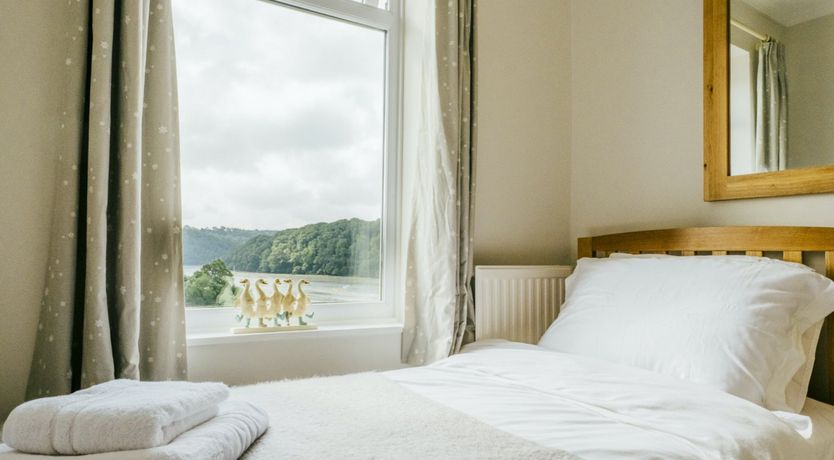 Photo of Upon The Hyldreth