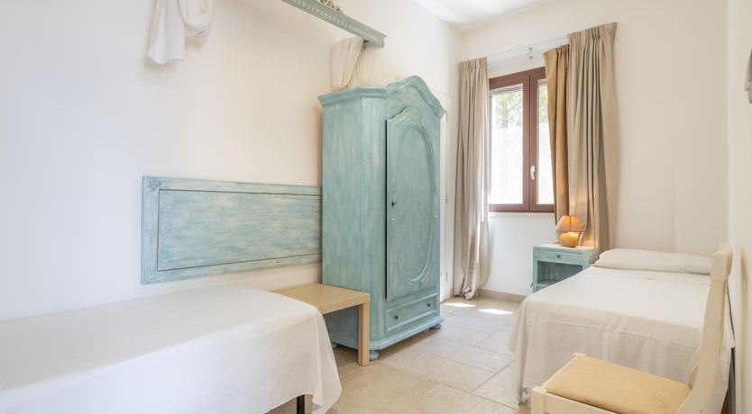 Photo of Aradeo Living