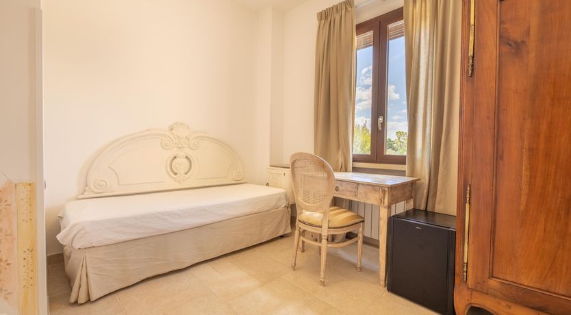 Photo of Aradeo Living