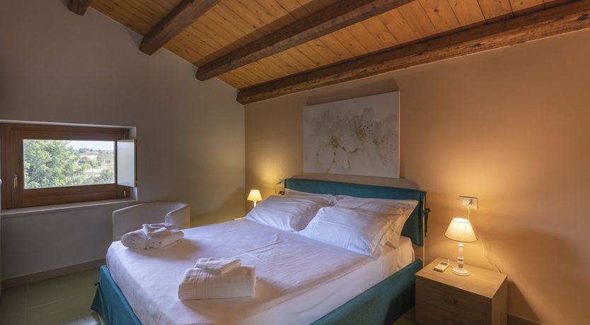 Photo of Cobblestone Jewel