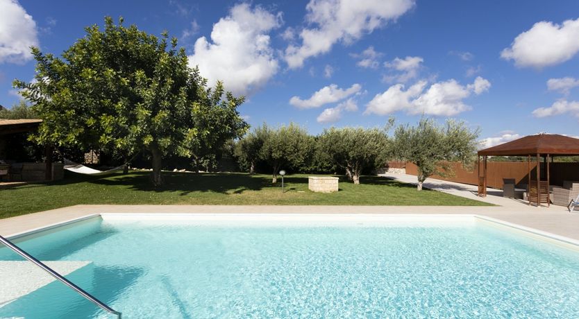 Photo of Cobblestone Jewel