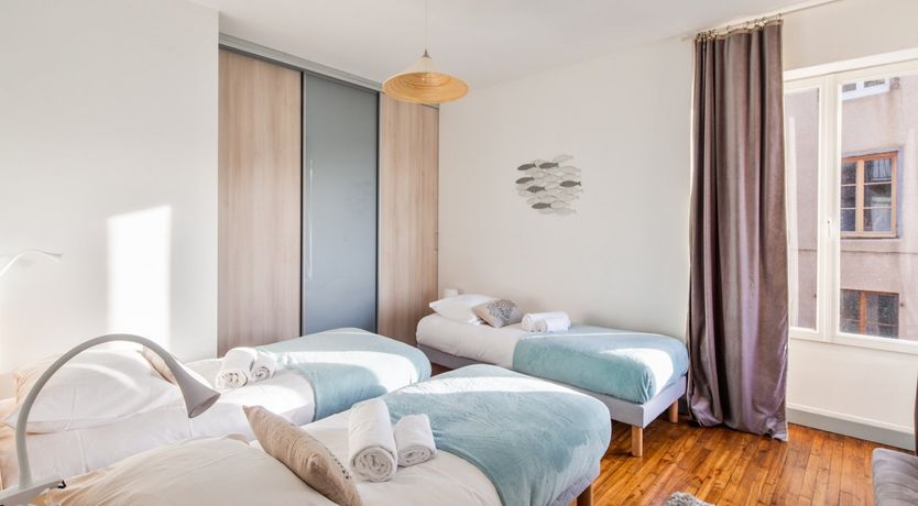 Photo of Sea Through You