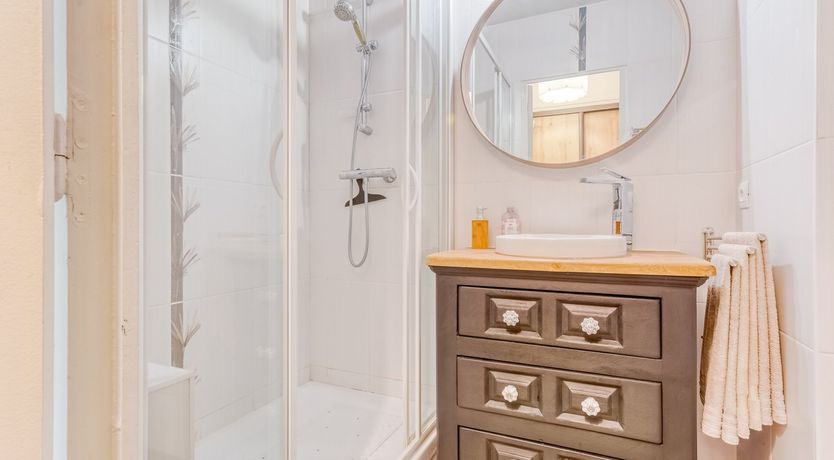 Photo of Look to Marina