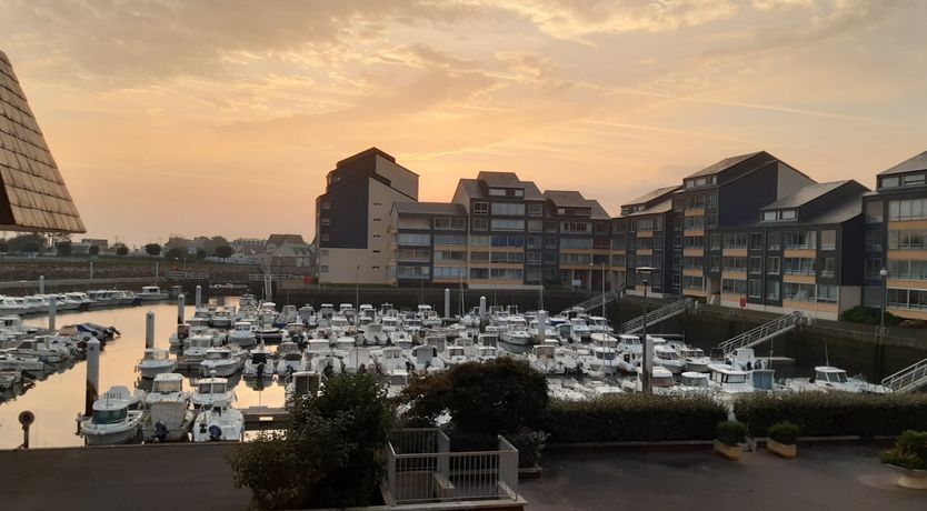 Photo of Look to Marina