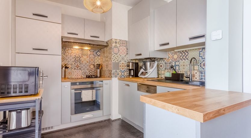 Photo of Look to Marina