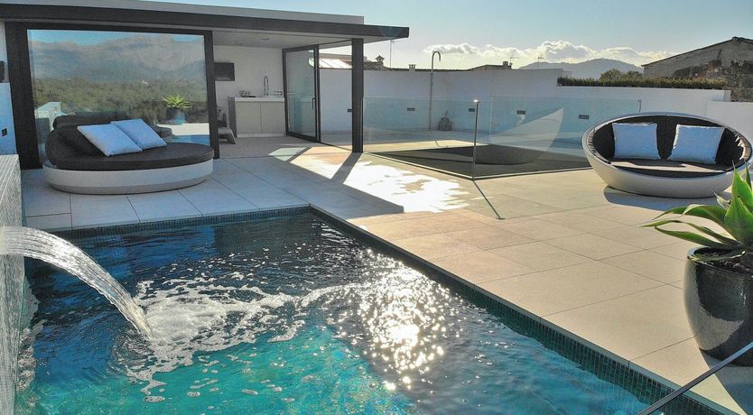 Photo of Olive Branches