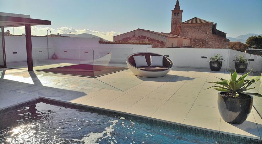 Photo of Olive Branches