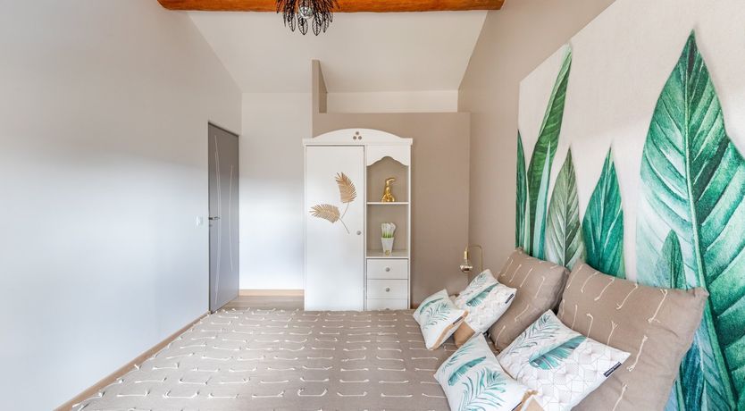 Photo of The Divine Touch