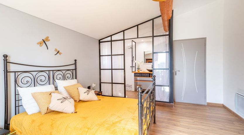 Photo of The Divine Touch