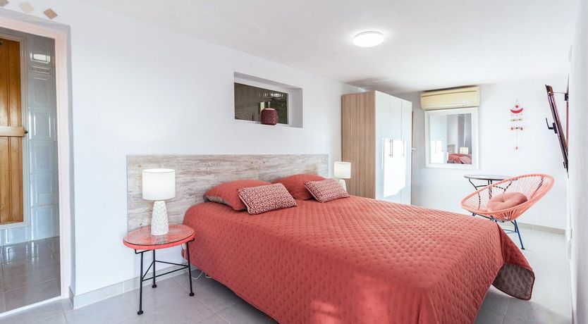 Photo of All Along the Naya