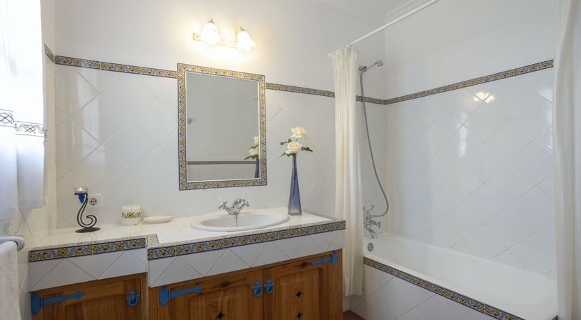 Photo of Terracotta & Cream