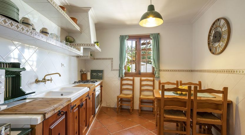 Photo of Terracotta & Cream