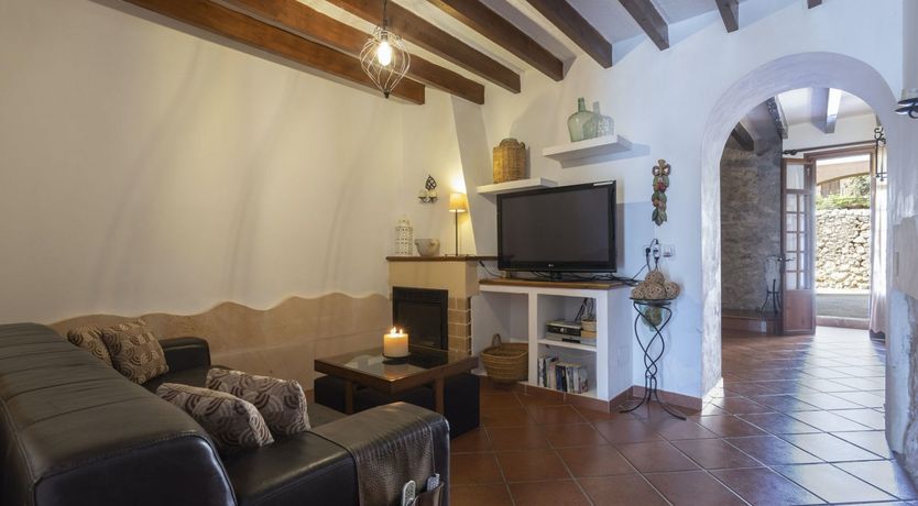 Photo of Terracotta & Cream