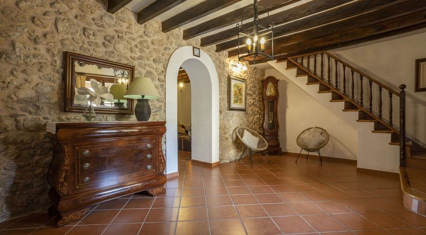 Photo of Terracotta & Cream