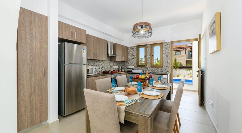 Photo of Sapphira Sea