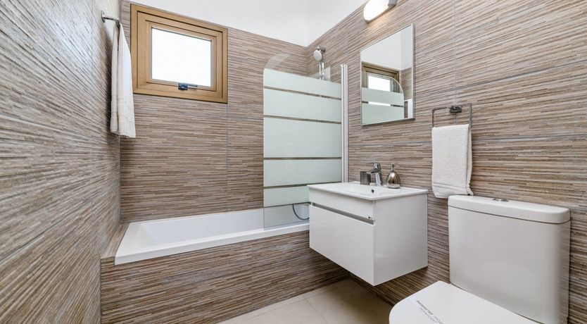 Photo of Sapphira Sea