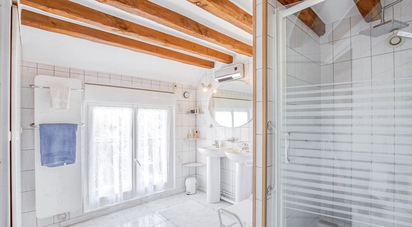 Photo of Champagne Moments