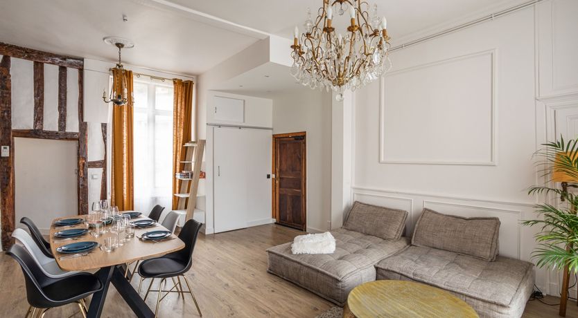 Photo of Ochre Opulence