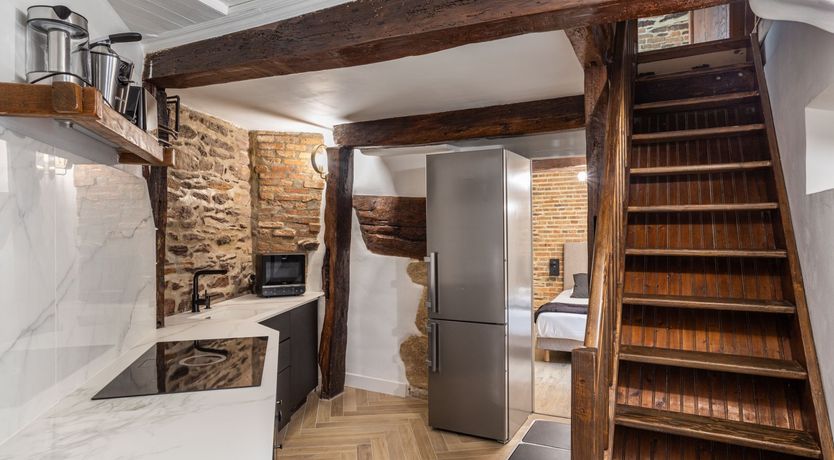 Photo of Ochre Opulence