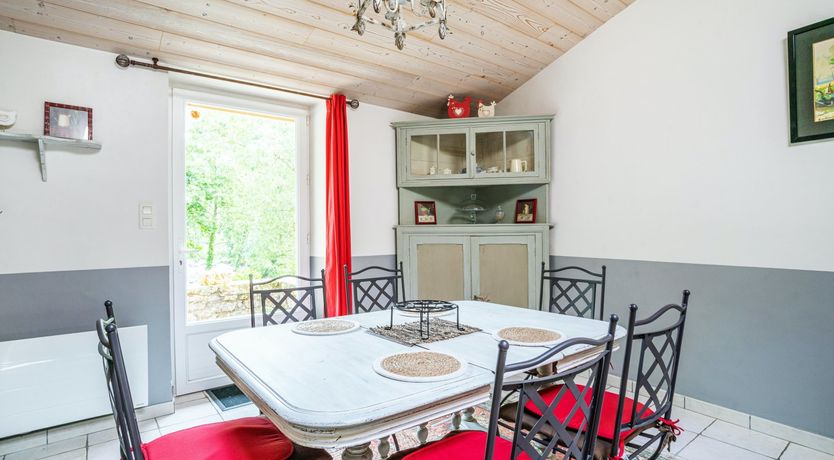 Photo of Stony Brook Style