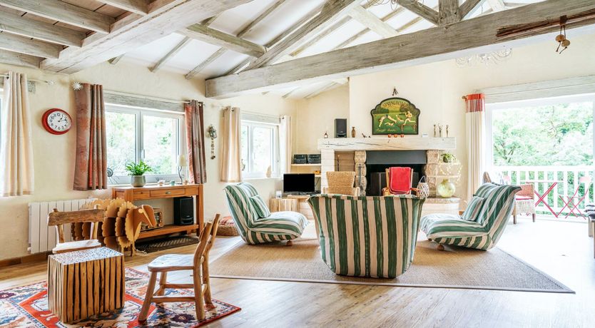 Photo of Stony Brook Style