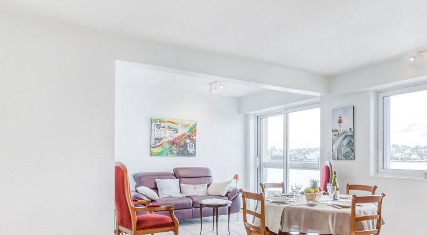 Photo of Harbour & Tide