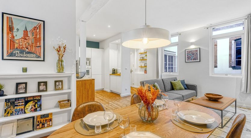 Photo of Urban Explorer