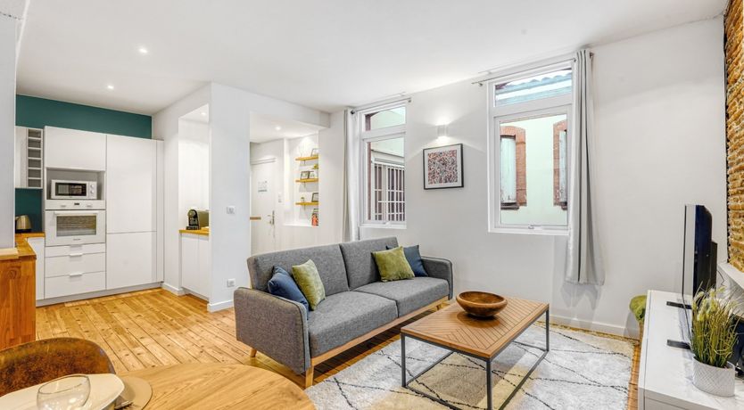 Photo of Urban Explorer